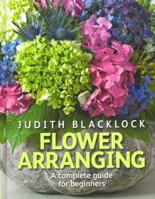 Flower Arranging: The complete guide for beginners